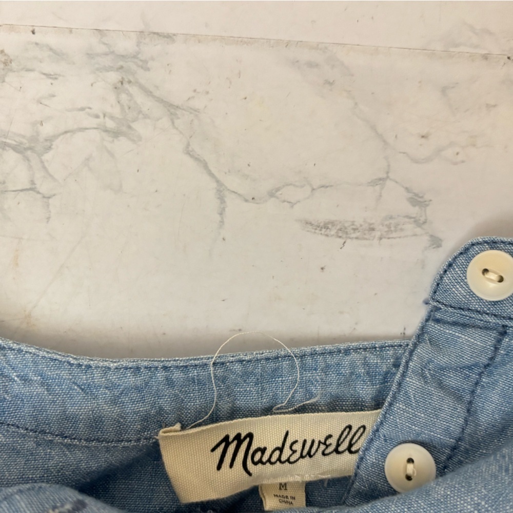 Madewell women’s M Denim Ruffle Side Chambray Button Down Shirt Floral Stitch - Picture 4 of 4